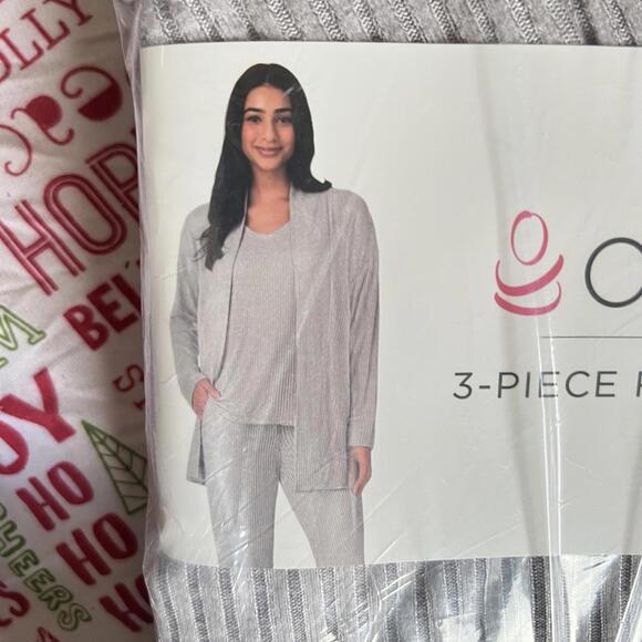 Cuddl Duds 3-Piece Cozy Pajama Set - Small, Light Gray - Picture 2 of 5